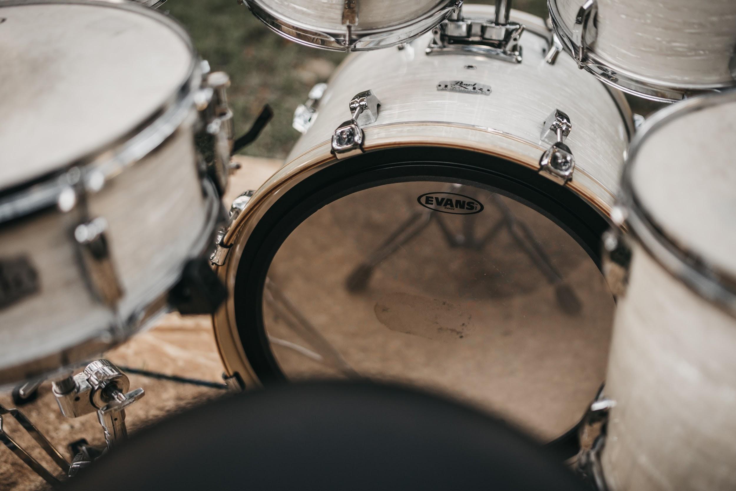 4 Ways To Use Drum Loops To Write Awesome Songs
